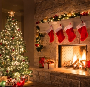 0001_christmas-glowing-fireplace-hearth-tree-red-royalty-free-image-1629314866_1703233246-57c9b2f144f95ff83bd0d3f254dfb2ab.jpg